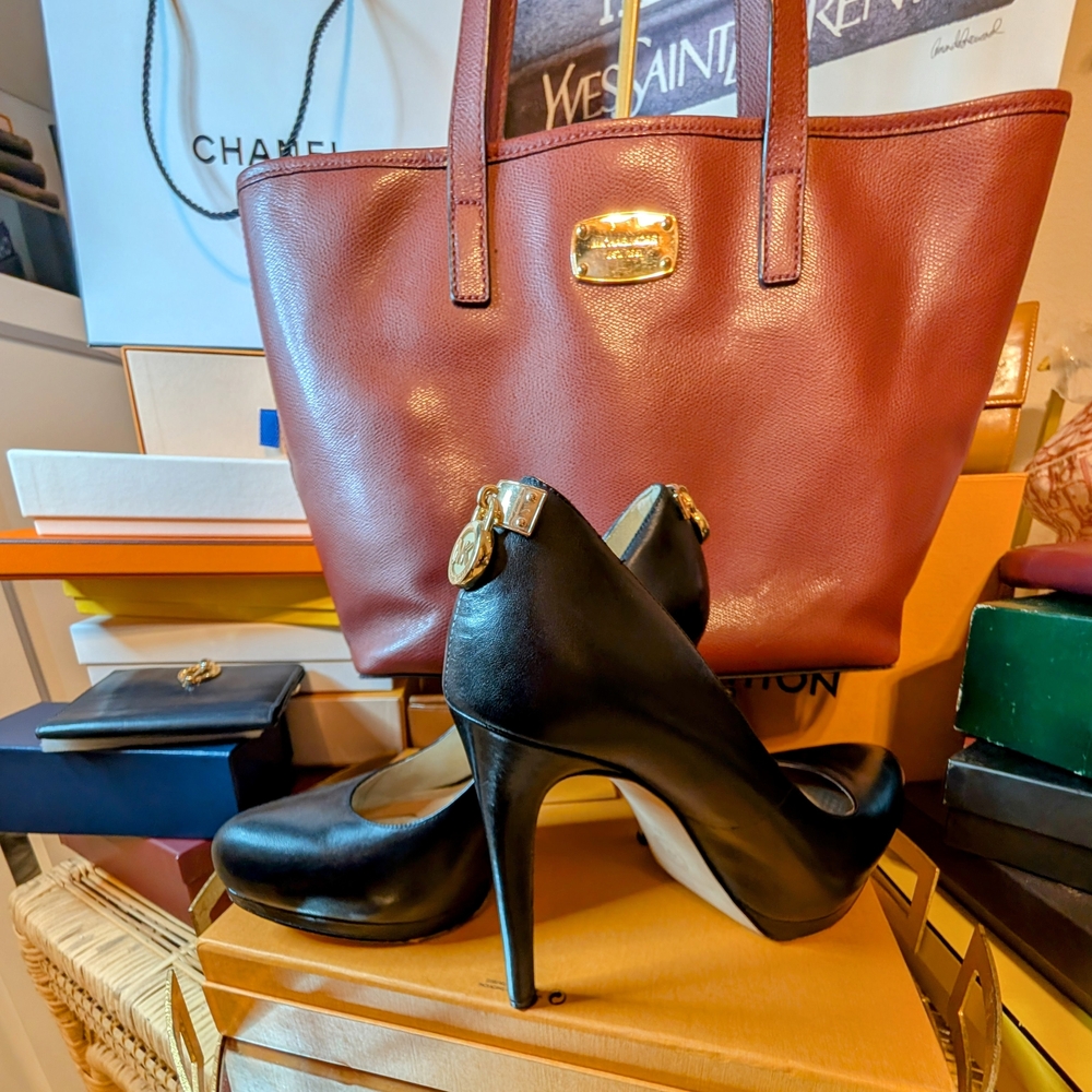 Michael Kors Black Women's Stilettos - Picture 10 of 10